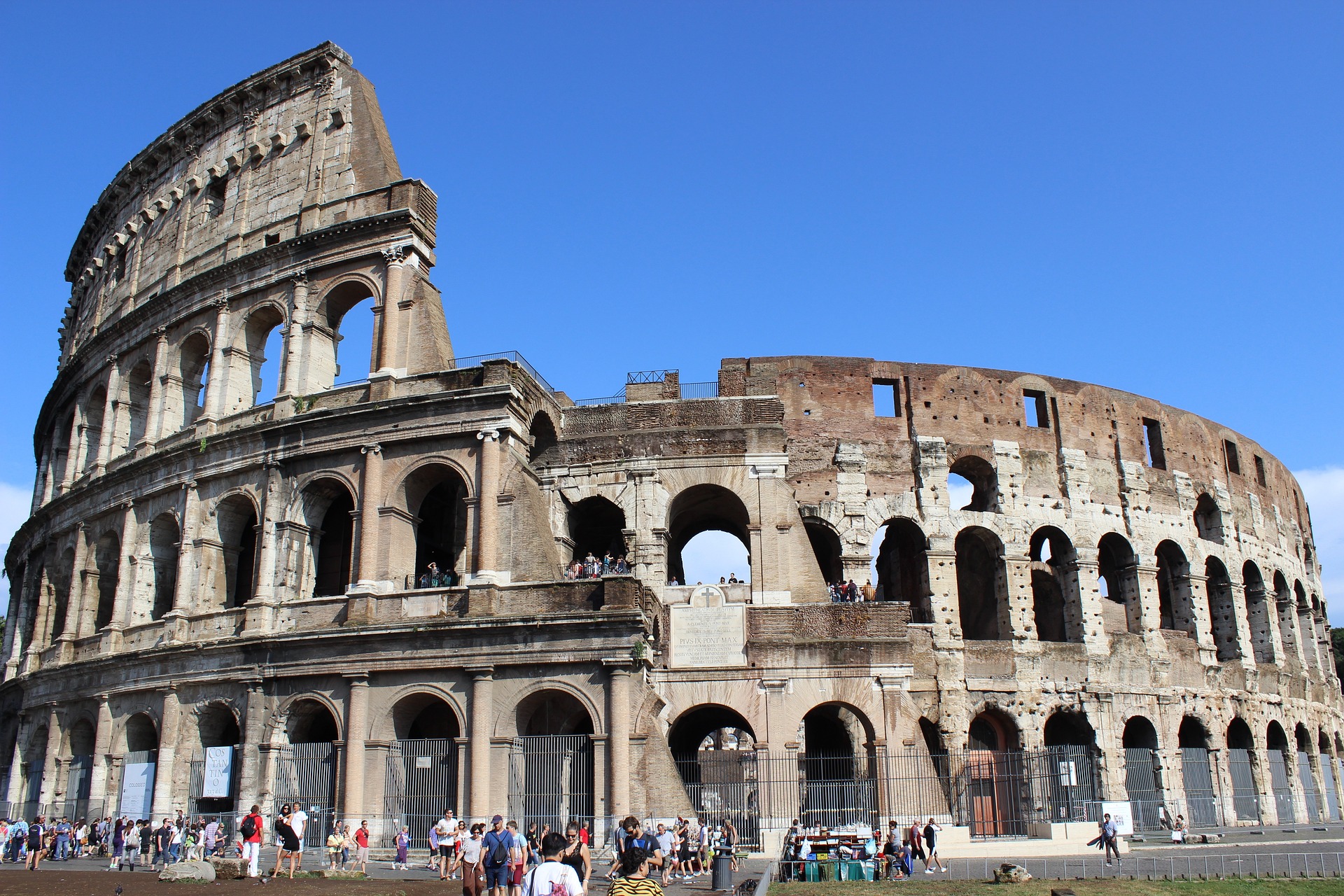 colosseum-422942_1920